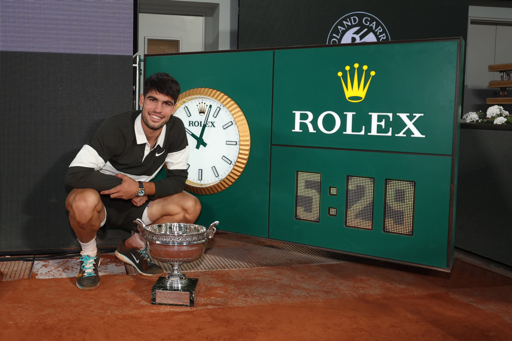 手出现非受 手出现非受