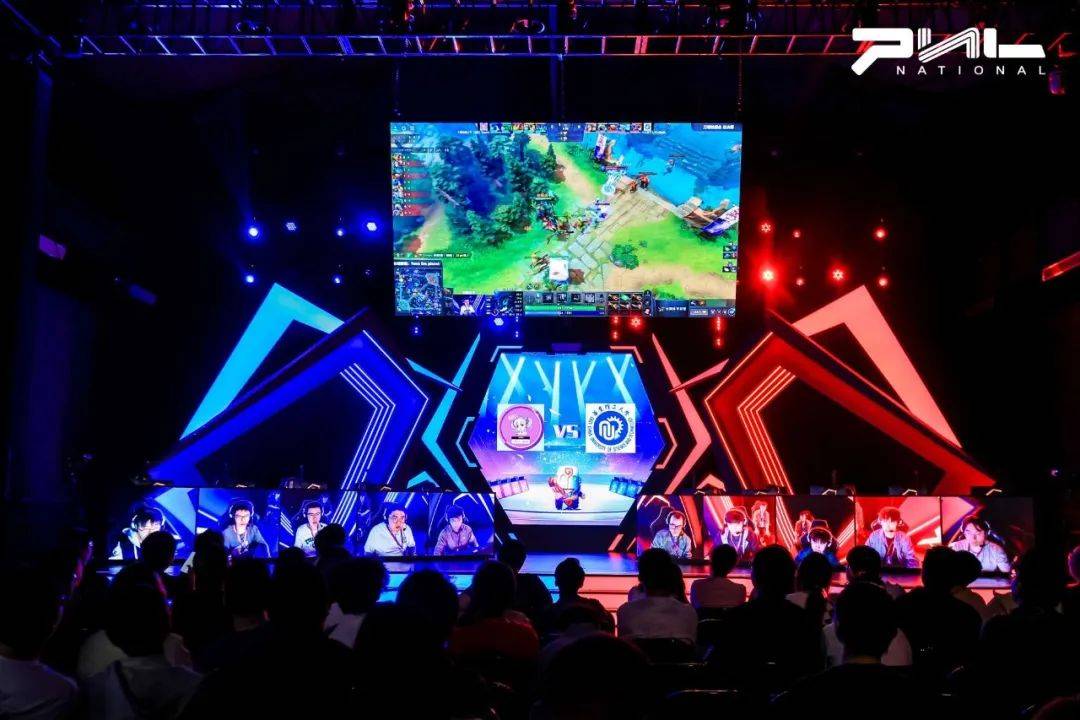 行深入合作 行深入合作