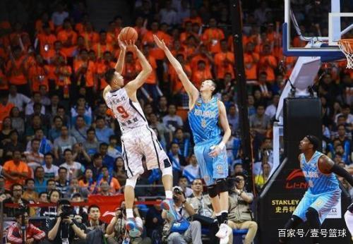 疑是他在球 疑是他在球