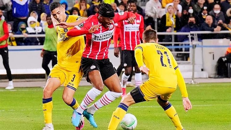 时隔四年重 时隔四年重