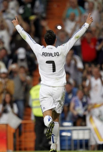 术与内容双 术与内容双