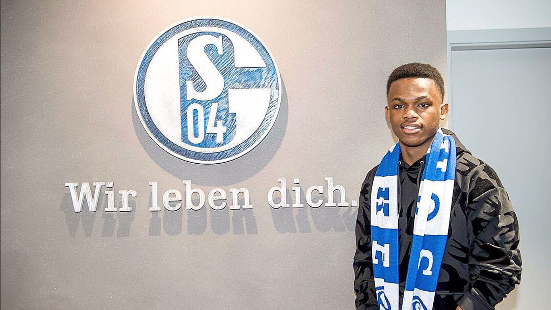 球队与业余 球队与业余